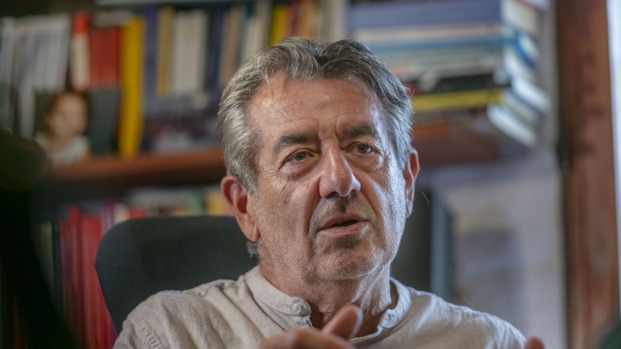 "El Papa denuncia las políticas tecnológicas de Trump y las Neoderechas"
