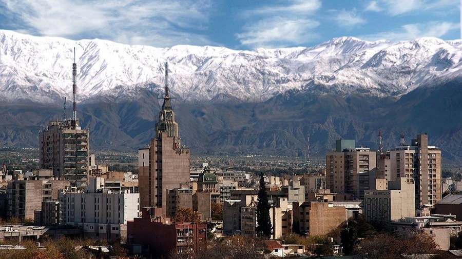 Mendoza se prepara para un sábado marcado por el frío y la lluvia