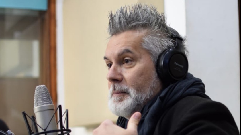 Marcelo Figueras presenta en Mendoza su libro sobre el Indio Solari en la Nave Cultural